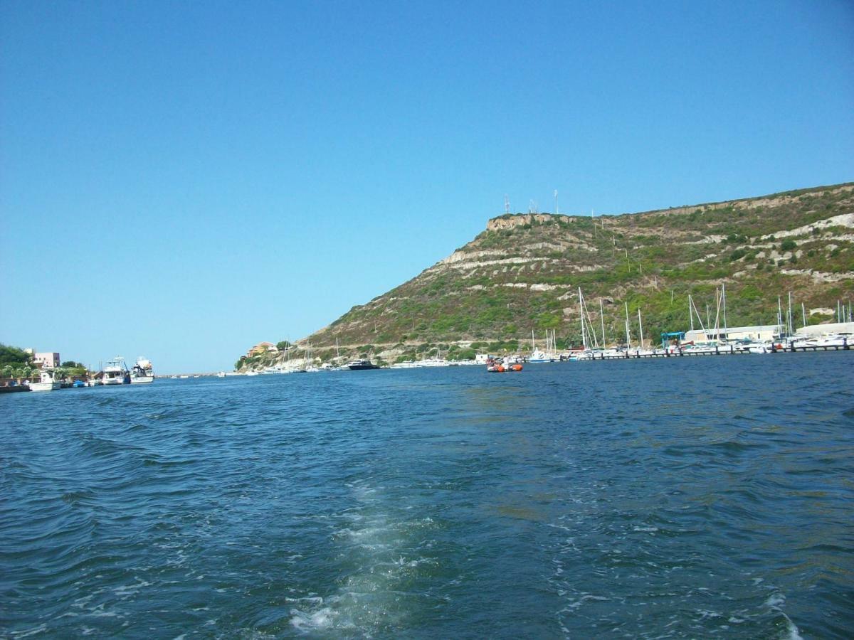 Appartamento Ariosto Bosa Luaran gambar